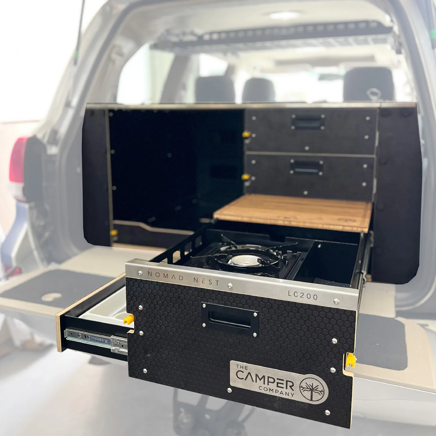 LAND CRUISER 200 - Image 3