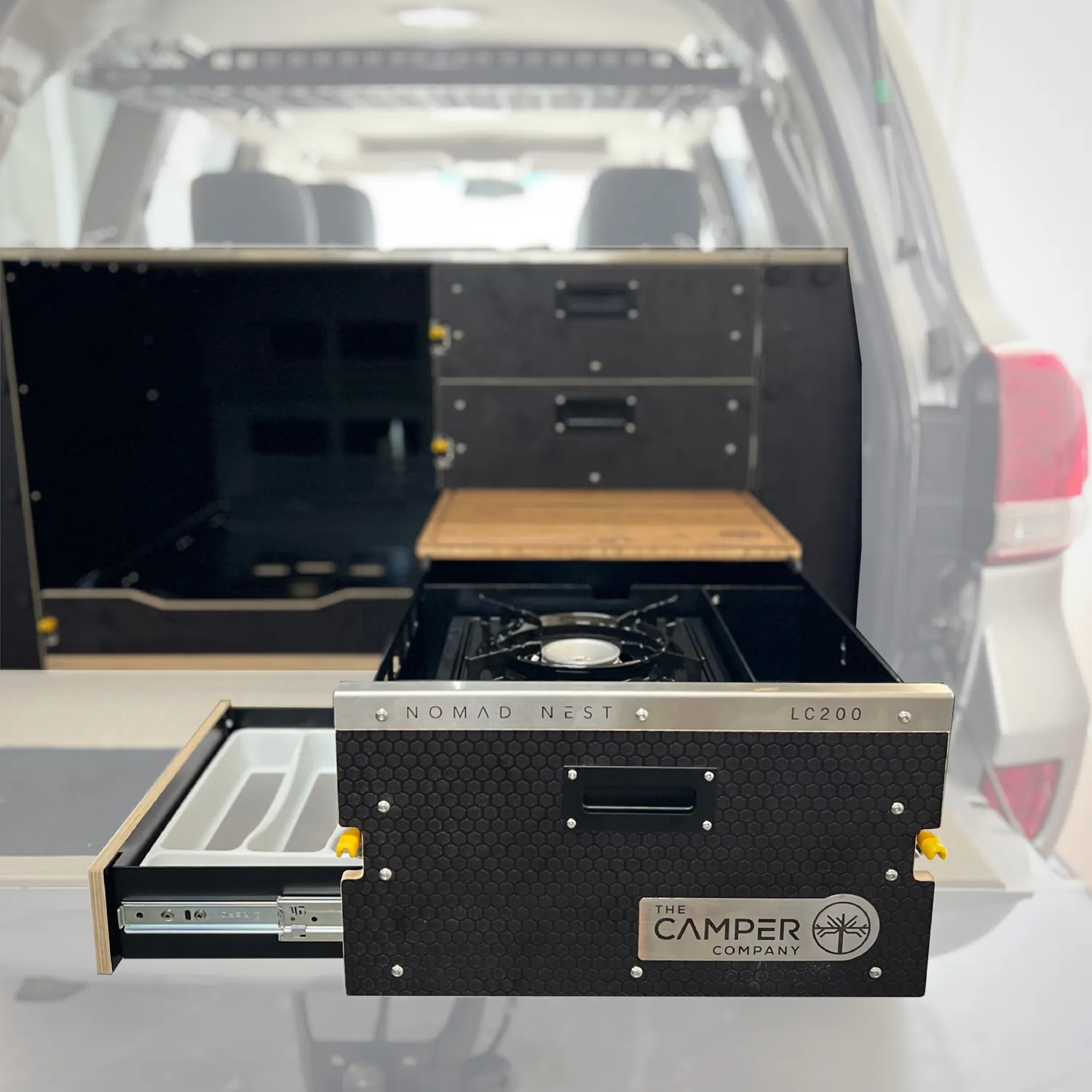LAND CRUISER 200 - Image 4
